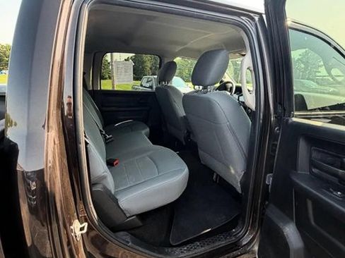 Used 2017 RAM 2500 Tradesman w/ Chrome Appearance Group AWD/4WD image 20