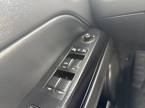 Used 2014 Jeep Patriot Latitude AWD/4WD image 26