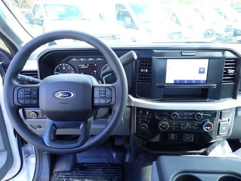 New 2026 Ford F550 4x4 Regular Cab Super Duty image 15