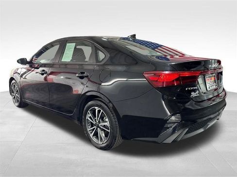 Used 2023 Kia Forte LXS FWD image 7