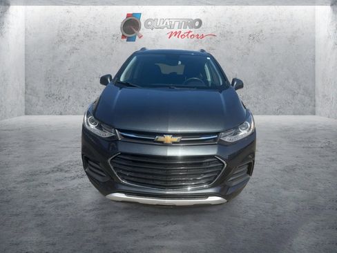 Used 2019 Chevrolet Trax LT w/ LT Convenience Package FWD image 9
