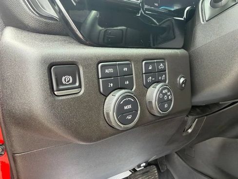 Used 2025 Chevrolet Silverado 2500 ZR2 AWD/4WD image 20
