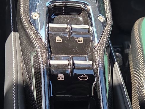 Used 2024 Ferrari SF90 Spider AWD/4WD image 16