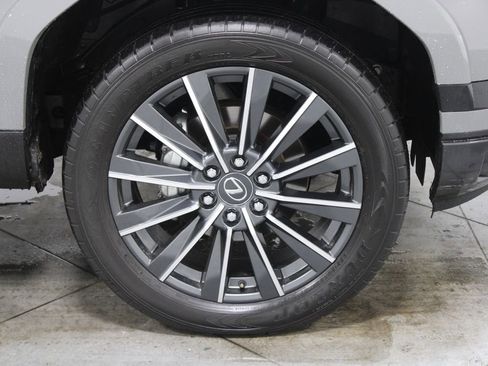 Used 2024 Lexus GX 550 AWD/4WD image 13