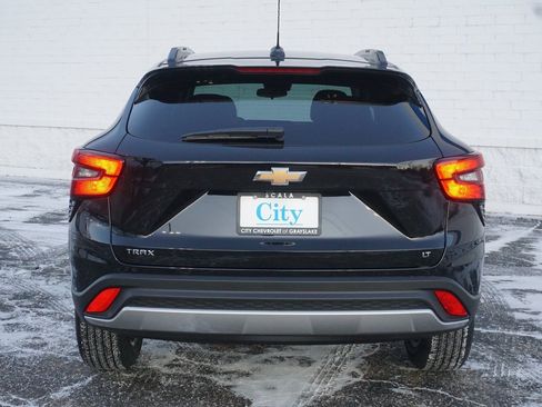 New 2026 Chevrolet Trax LT w/ Driver Confidence Package image 6