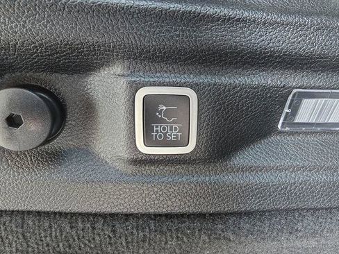 Certified 2024 Jeep Grand Cherokee L Overland w/ Luxury Tech Group IV AWD/4WD image 40