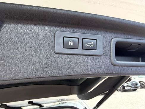 Used 2021 Subaru Forester Limited w/ Popular Package #3 AWD/4WD image 8
