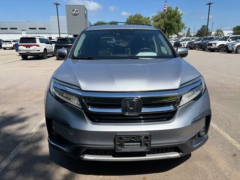 Used 2019 Honda Pilot Elite image 2