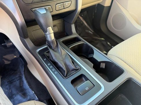Used 2017 Ford Escape SE w/ Equipment Group 201A FWD image 35