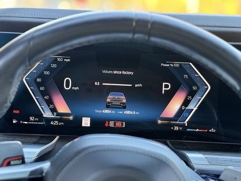 Used 2023 BMW 760i xDrive w/ Executive Package image 44