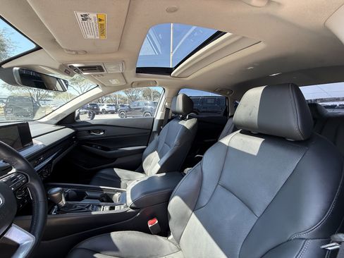 Used 2023 Honda Accord Touring image 27