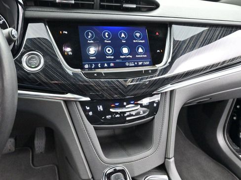 Certified 2025 Cadillac XT6 Premium Luxury image 15