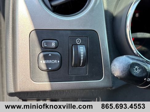 Used 2007 Toyota Matrix XR image 27