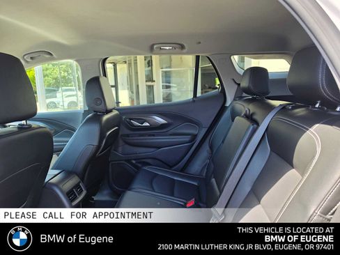 Used 2024 GMC Terrain SLT AWD/4WD image 21