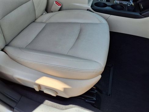 Used 2018 Subaru Outback 3.6R Limited AWD/4WD image 19