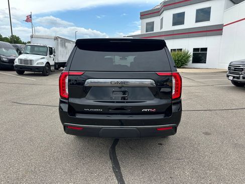 Used 2021 GMC Yukon XL AT4 w/ Rear Media and Nav Package AWD/4WD image 4