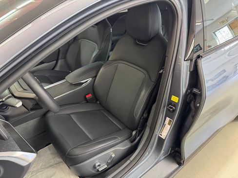 Used 2024 Lucid Air Pure image 7