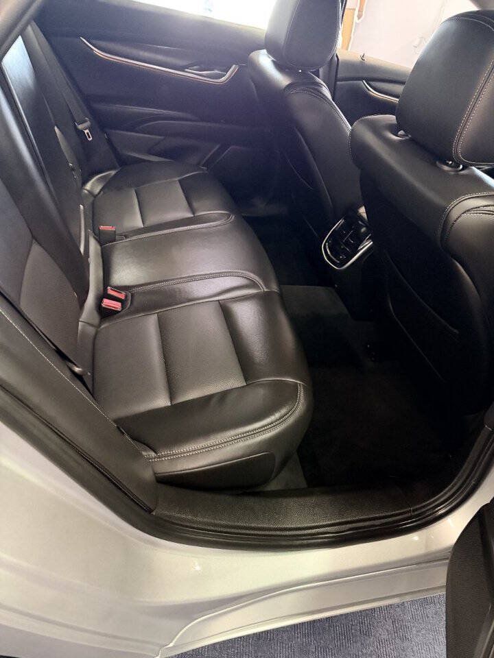 Used 2018 Cadillac XTS Luxury AWD/4WD image 12