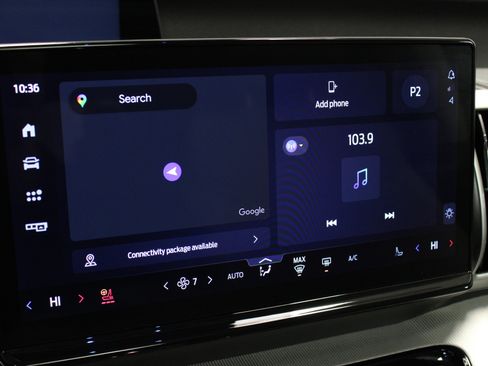 Used 2025 Ford Expedition Active image 32