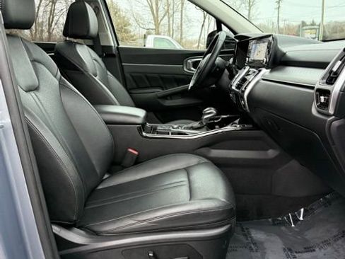 Used 2023 Kia Sorento SX image 20