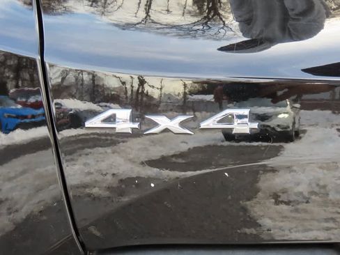 Used 2022 Jeep Renegade Latitude image 9