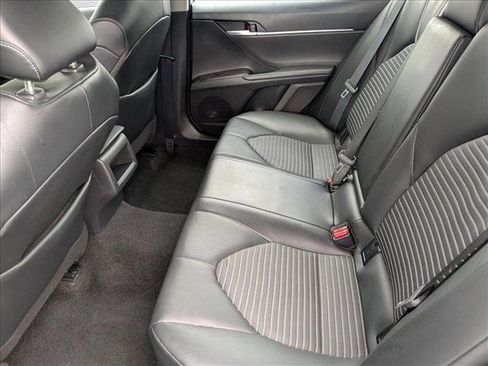 Used 2023 Toyota Camry SE image 17