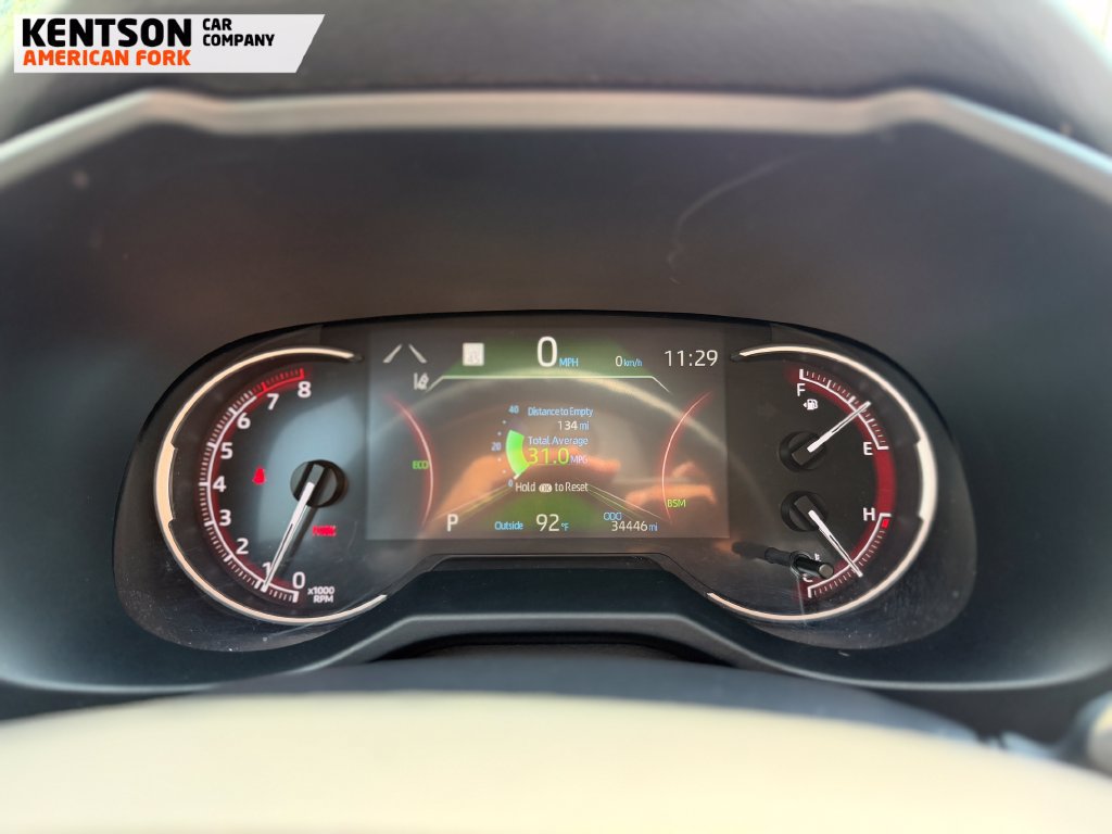 Used 2025 Toyota RAV4 XLE AWD/4WD image 13