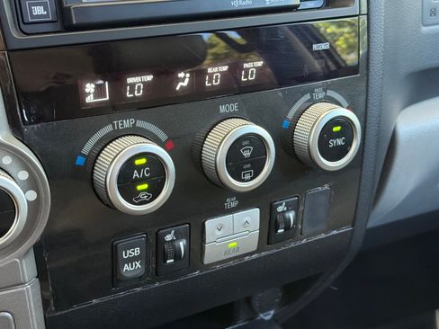 Used 2014 Toyota Sequoia Limited AWD/4WD image 26