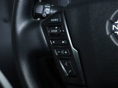 Used 2025 Nissan Frontier SV RWD image 22