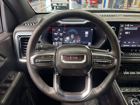 Used 2026 GMC Canyon Elevation AWD/4WD image 21
