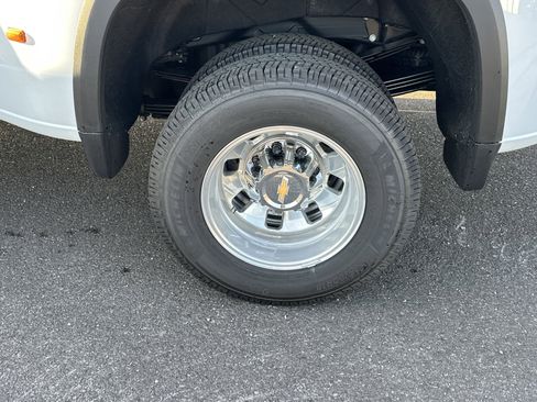 New 2026 Chevrolet Silverado 3500 High Country w/ High Country Premium Package image 25