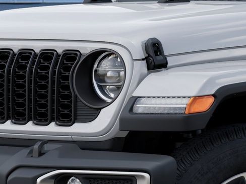 New 2026 Jeep Gladiator Sahara image 10