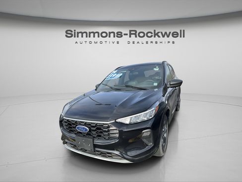 Used 2024 Ford Escape ST-Line image 18