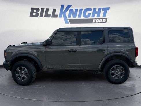 Used 2025 Ford Bronco 4-Door AWD/4WD image 2