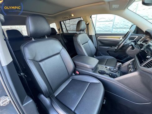 Used 2019 Volkswagen Atlas SE w/ Panoramic Sunroof Package FWD image 44