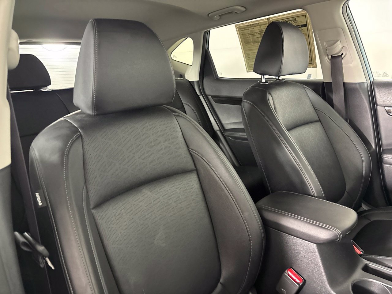 Used 2024 Kia Seltos SX w/ SX Sunroof Package AWD/4WD image 32