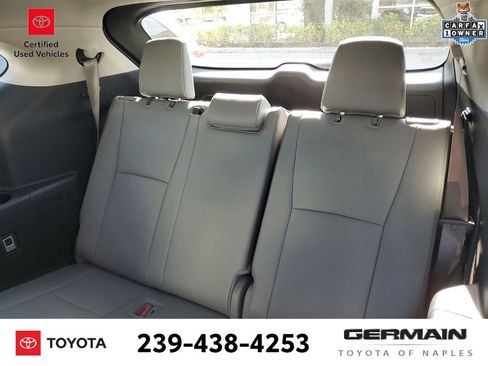 Used 2024 Toyota Highlander Limited image 21