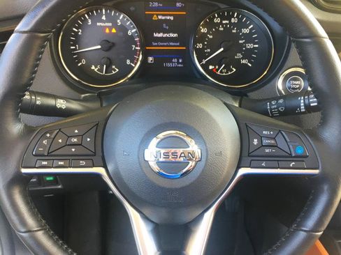 Used 2018 Nissan Rogue SL w/ Premium Package AWD/4WD image 25