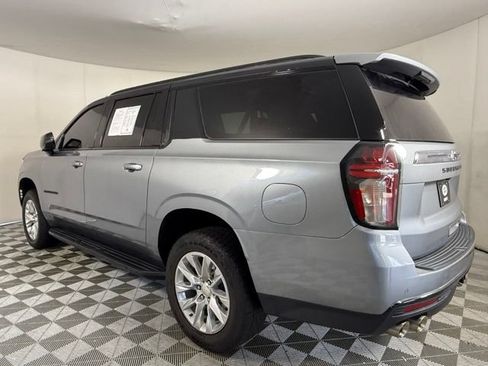 Used 2023 Chevrolet Suburban Premier RWD image 8