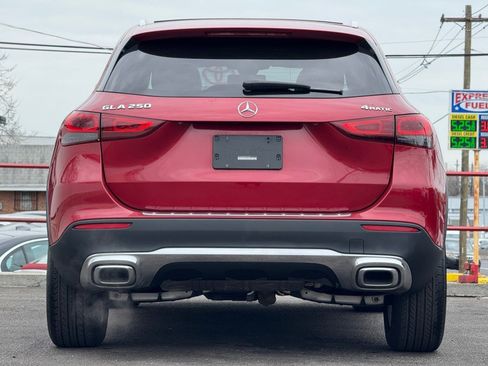 Used 2021 Mercedes-Benz GLA 250 GLA 250 4MATIC SUV image 6