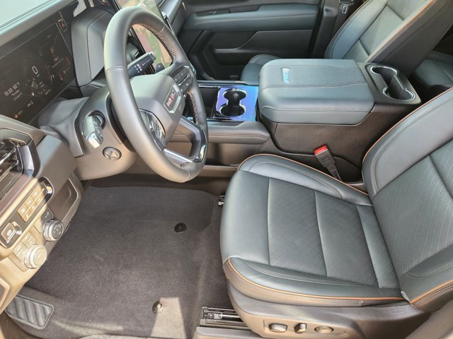 Used 2026 GMC Yukon XL AT4 w/ AT4 Premium Package AWD/4WD image 12