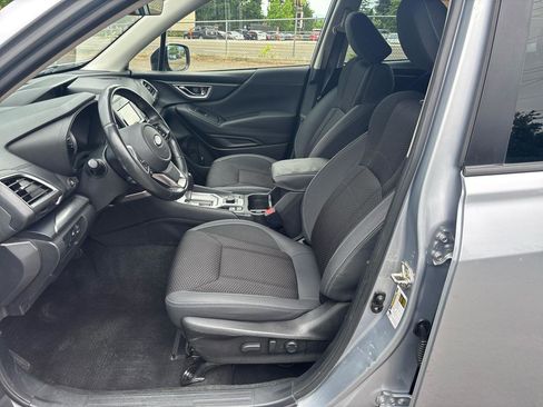 Used 2020 Subaru Forester Premium AWD/4WD image 5