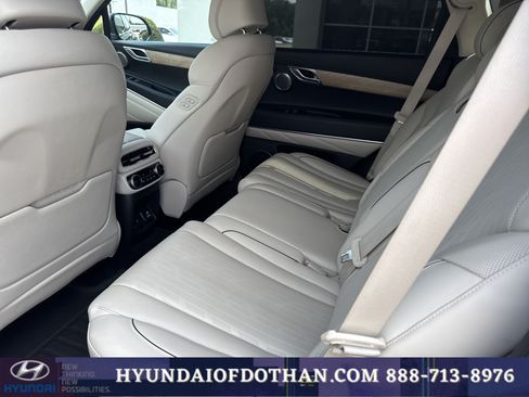 Used 2021 Genesis GV80 2.5T w/ Prestige Package 04 AWD/4WD image 12