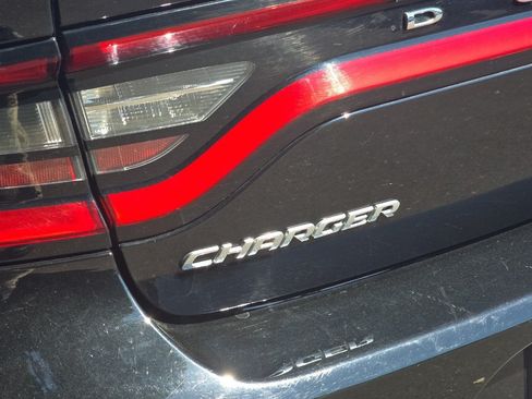 Used 2023 Dodge Charger SXT RWD image 33