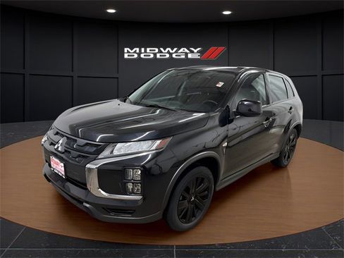 Used 2022 Mitsubishi Outlander Sport ES image 2