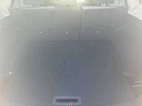 Used 2023 Nissan Rogue SV AWD/4WD image 9