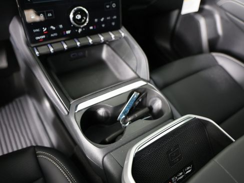 New 2026 GMC Terrain Elevation w/ Elevation Premium Package image 21