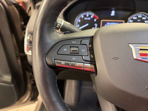 Used 2023 Cadillac XT4 Premium Luxury FWD image 32