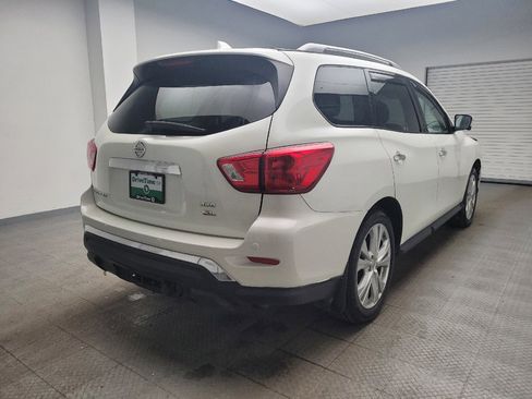 Used 2019 Nissan Pathfinder SL w/ SL Premium Package image 9