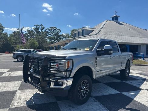 Used 2019 Ford F250 Lariat w/ Lariat Ultimate Package AWD/4WD image 1